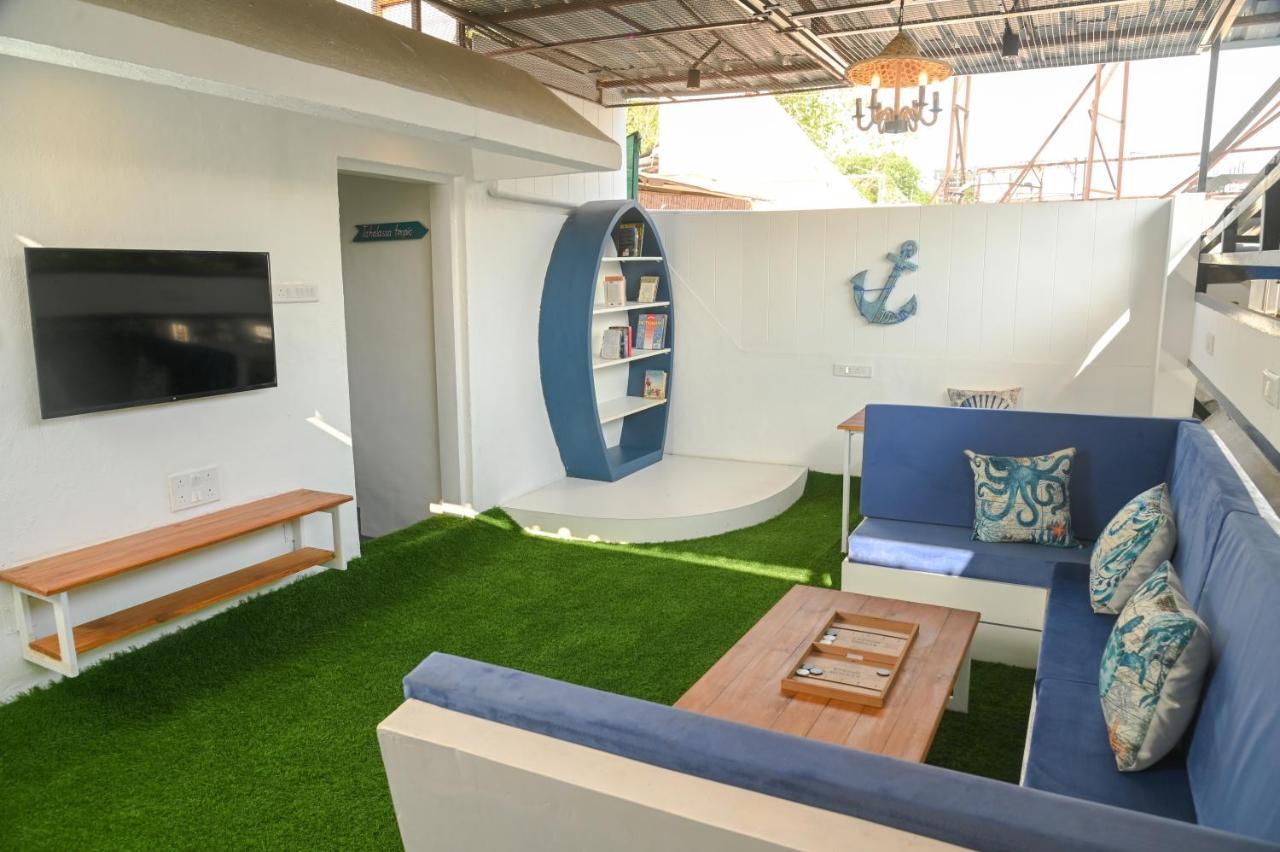 פונה The Voyage - Cafe Hostel Cowork מראה חיצוני תמונה
