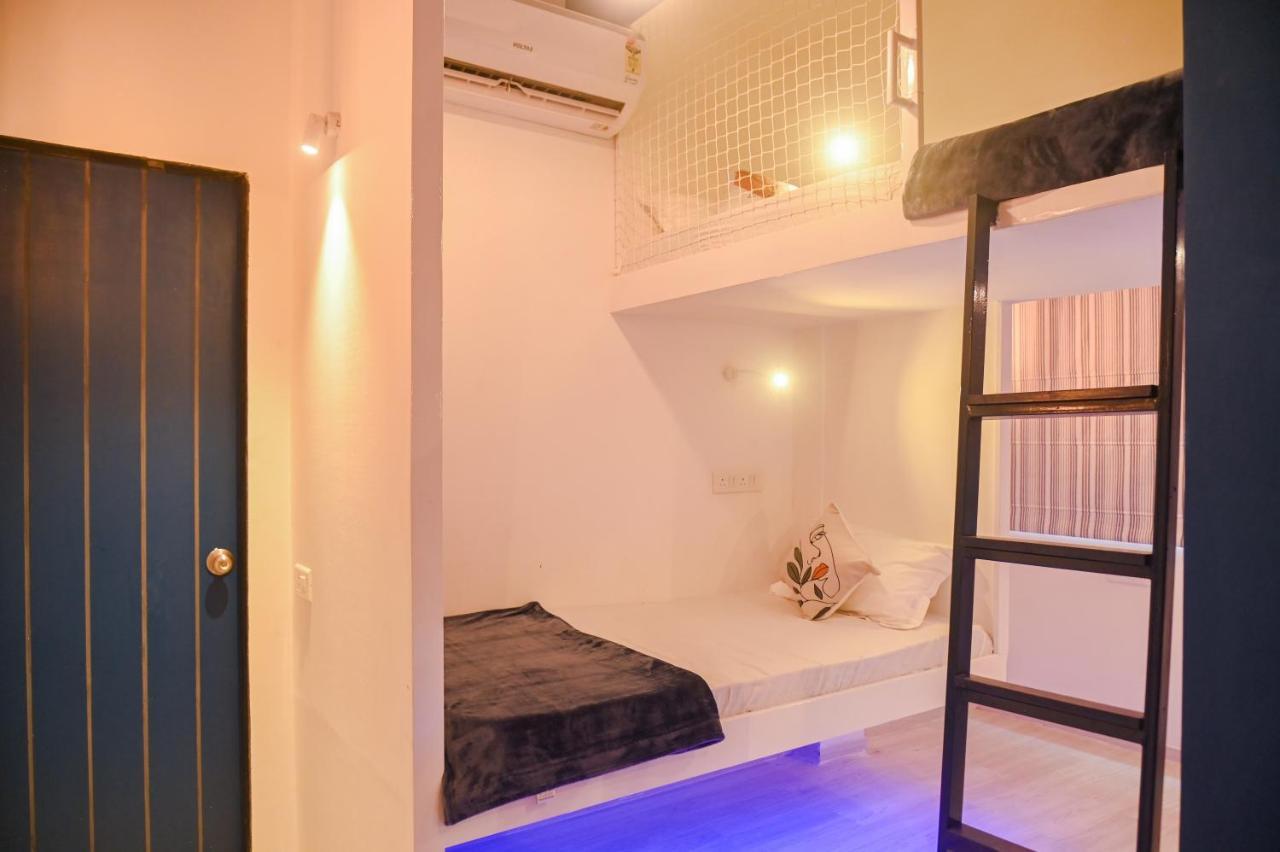 פונה The Voyage - Cafe Hostel Cowork מראה חיצוני תמונה