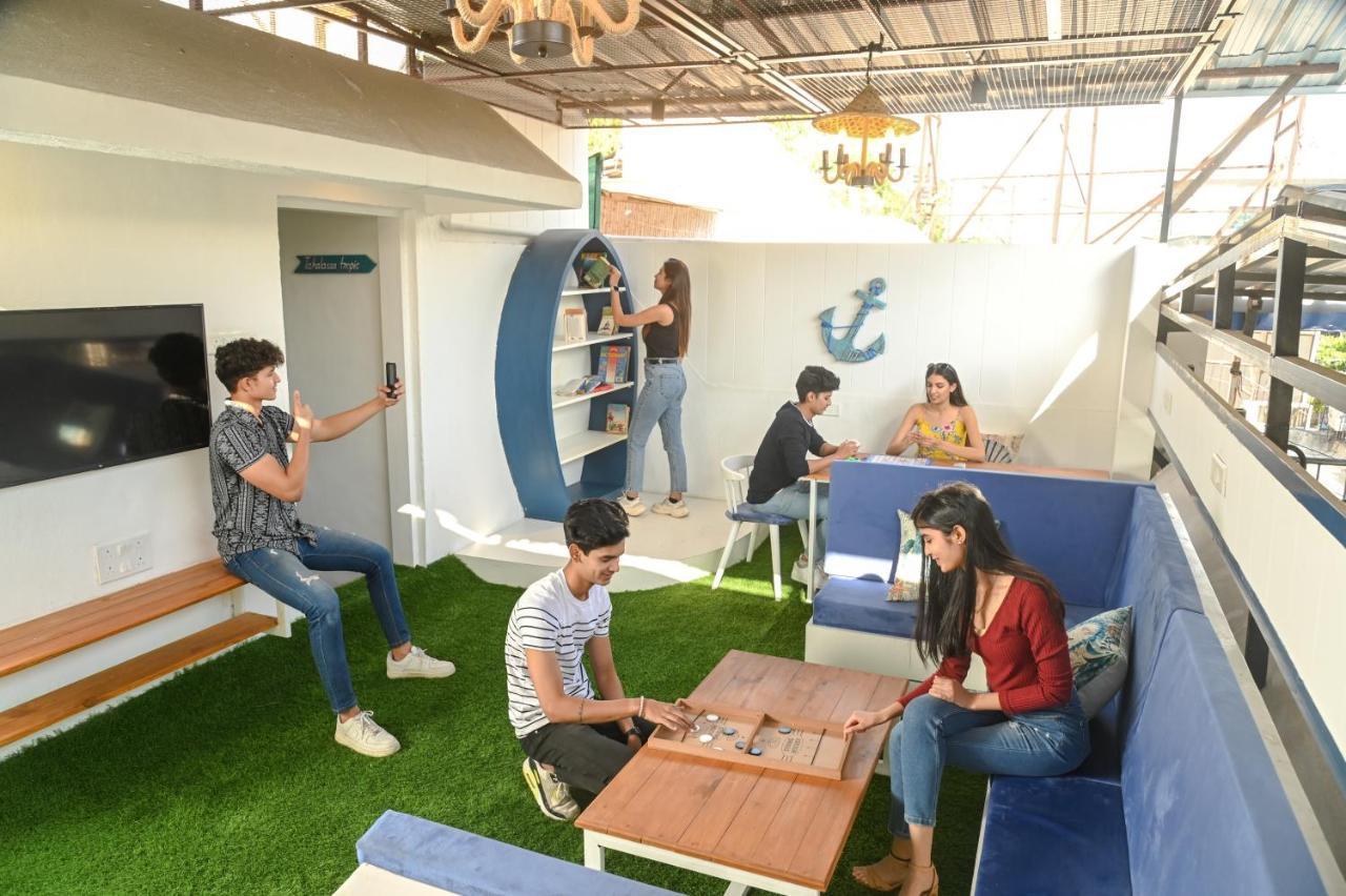 פונה The Voyage - Cafe Hostel Cowork מראה חיצוני תמונה