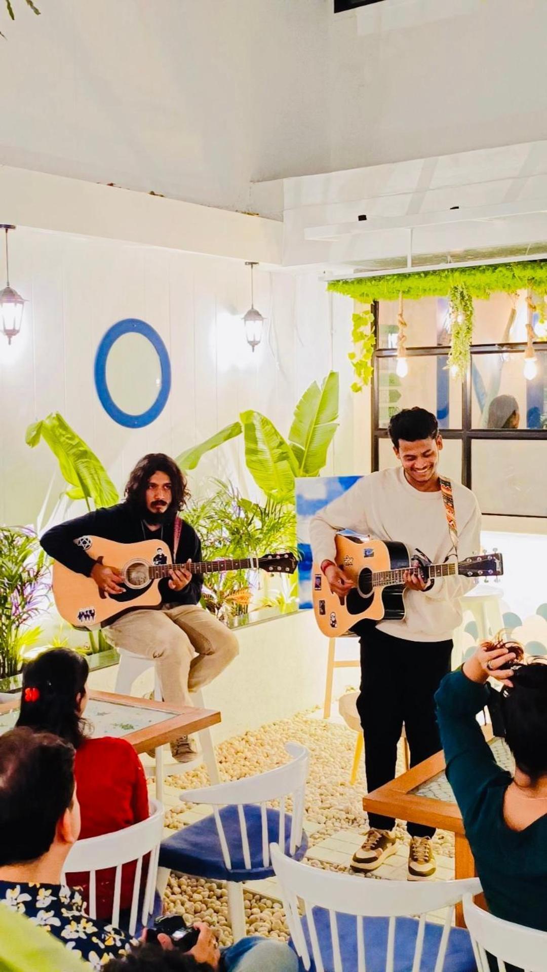 פונה The Voyage - Cafe Hostel Cowork מראה חיצוני תמונה