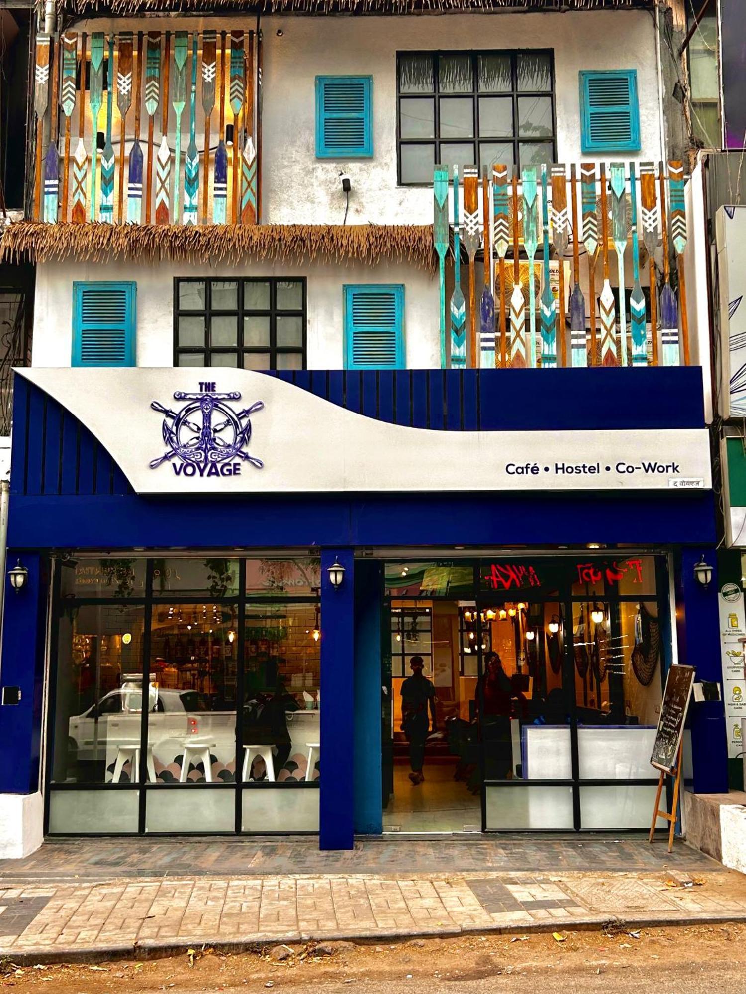 פונה The Voyage - Cafe Hostel Cowork מראה חיצוני תמונה