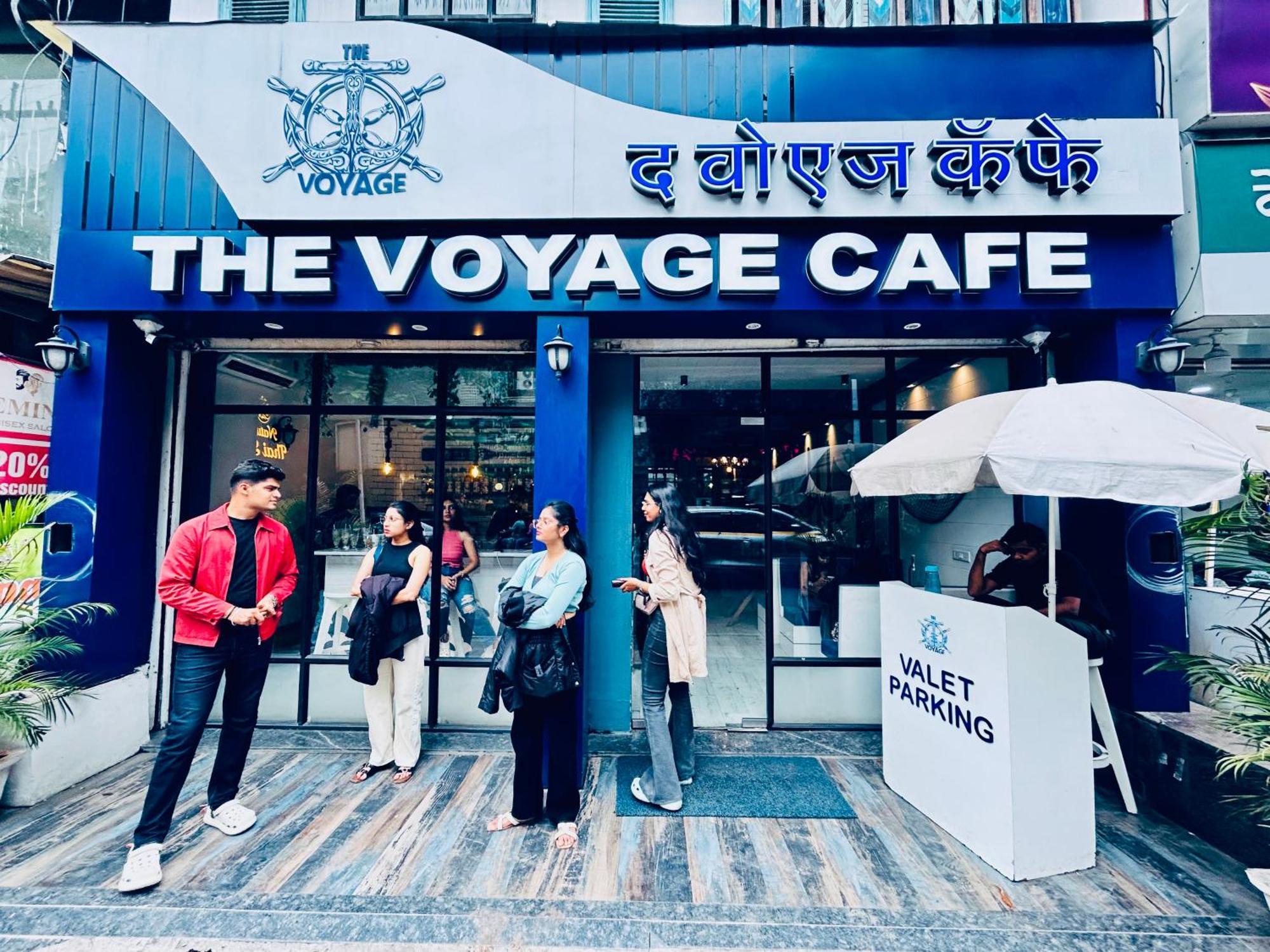 פונה The Voyage - Cafe Hostel Cowork מראה חיצוני תמונה